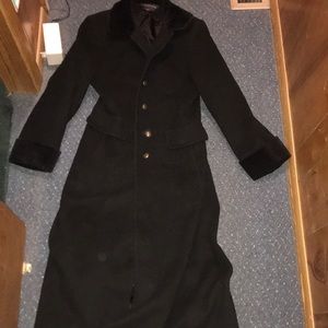 Long women’s black coat
